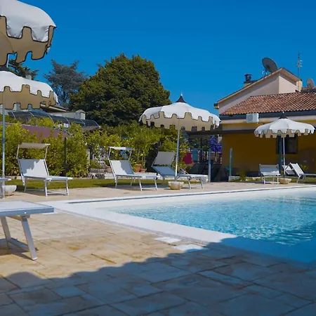 La Magnolia Bed & Breakfast Campagna